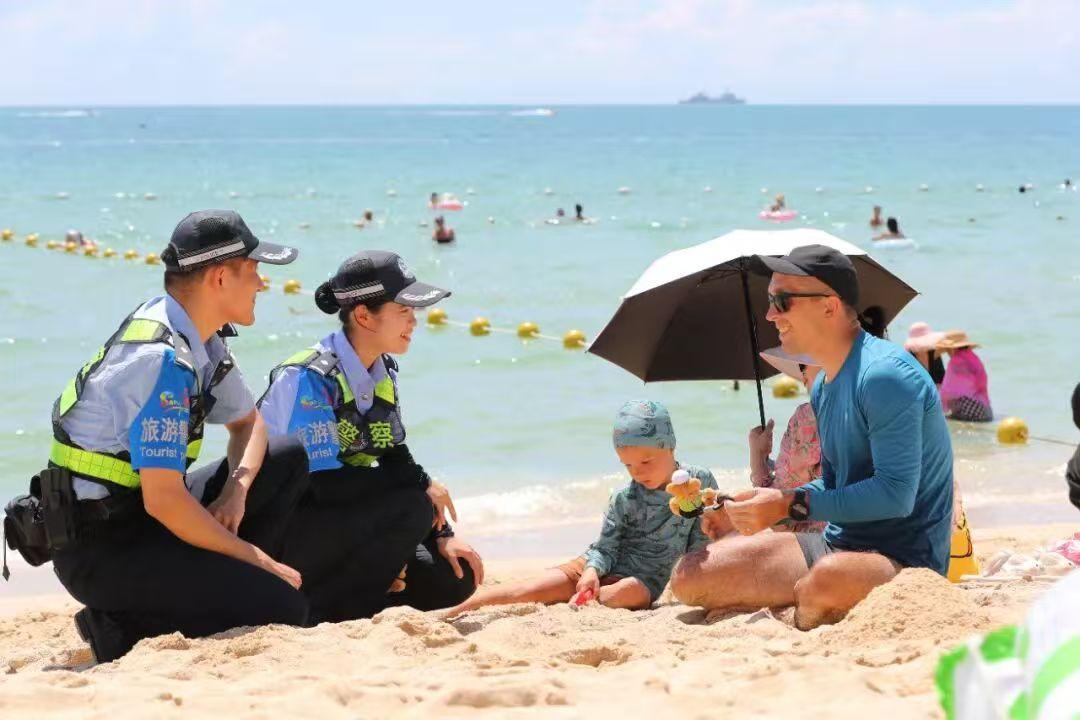 三亞警方完成國(guó)慶中秋“雙節(jié)”安保任務(wù)