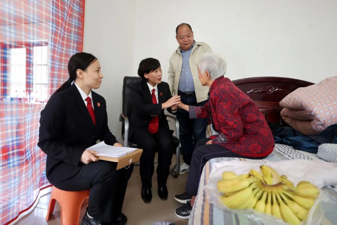 “你們跑了腿兒，暖了俺的心兒！”.jpg